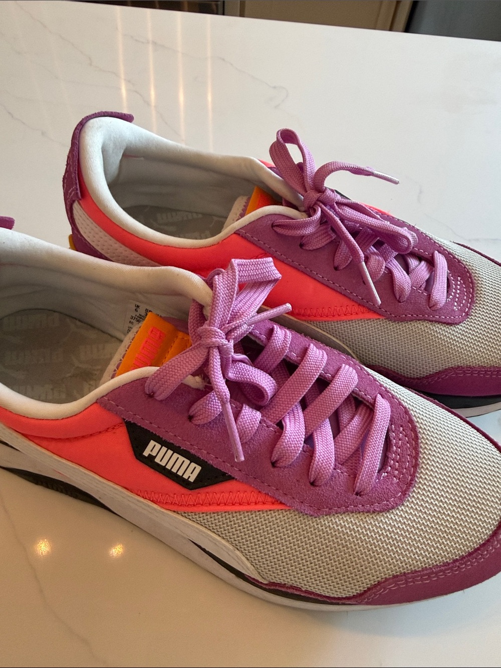 Puma Women's Pink and Coral Low-Profile Sneakers like new size 8.5 - Picture 4 of 6